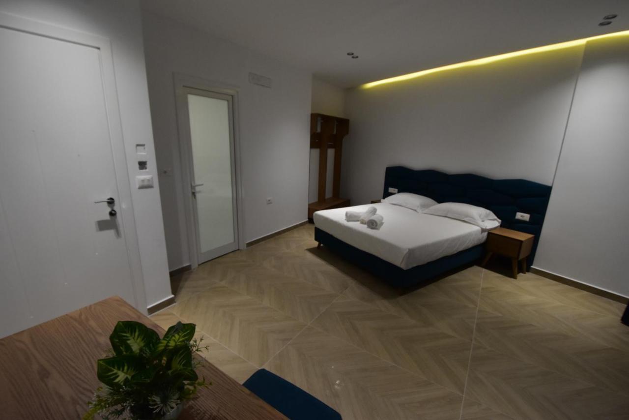 Agimi Hotel Ksamil Extérieur photo