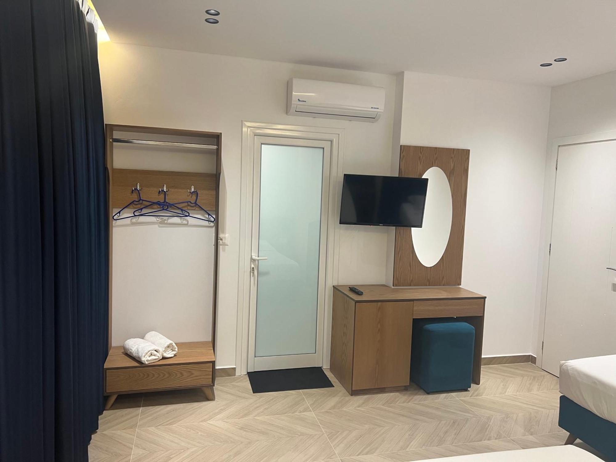 Agimi Hotel Ksamil Extérieur photo