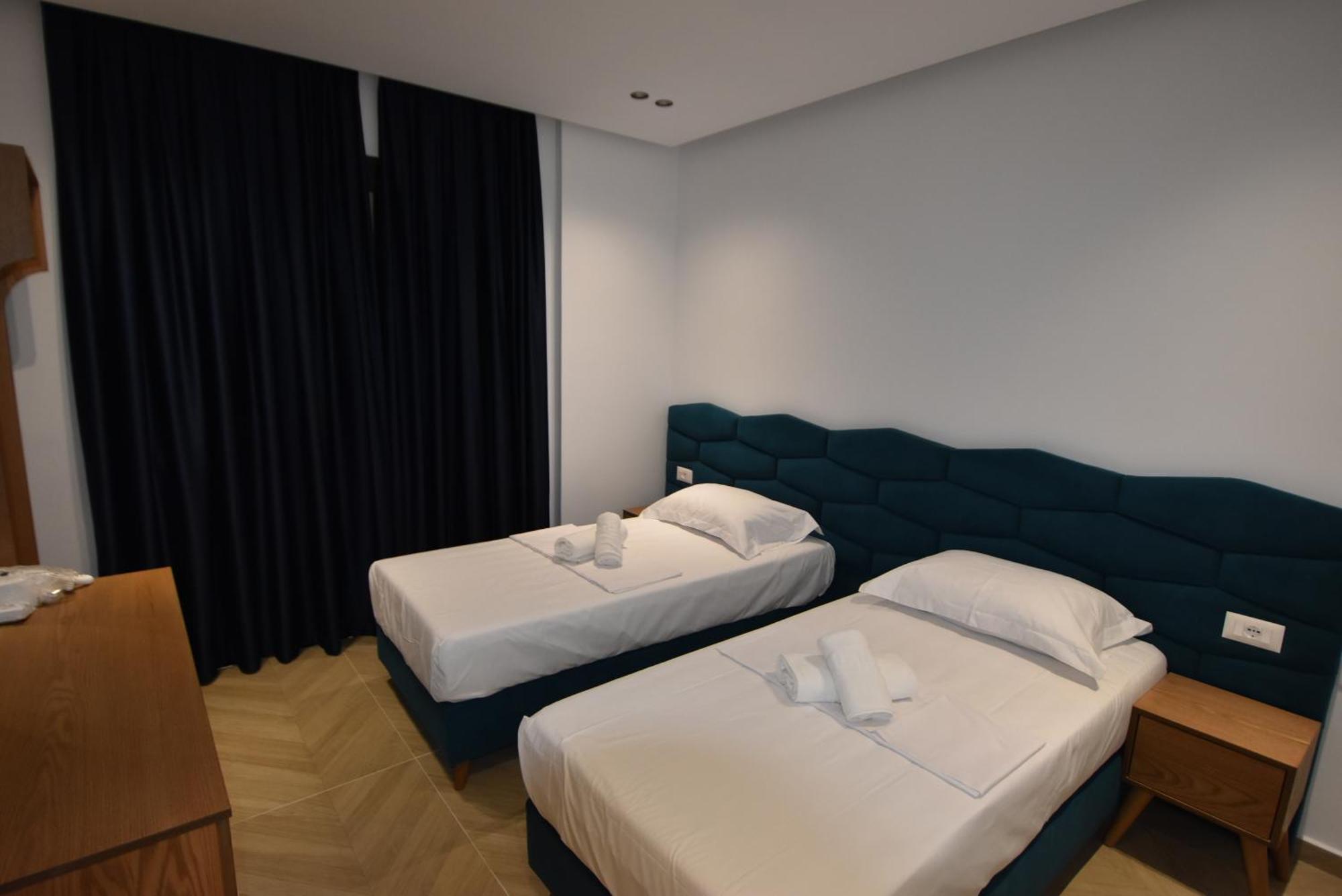 Agimi Hotel Ksamil Extérieur photo