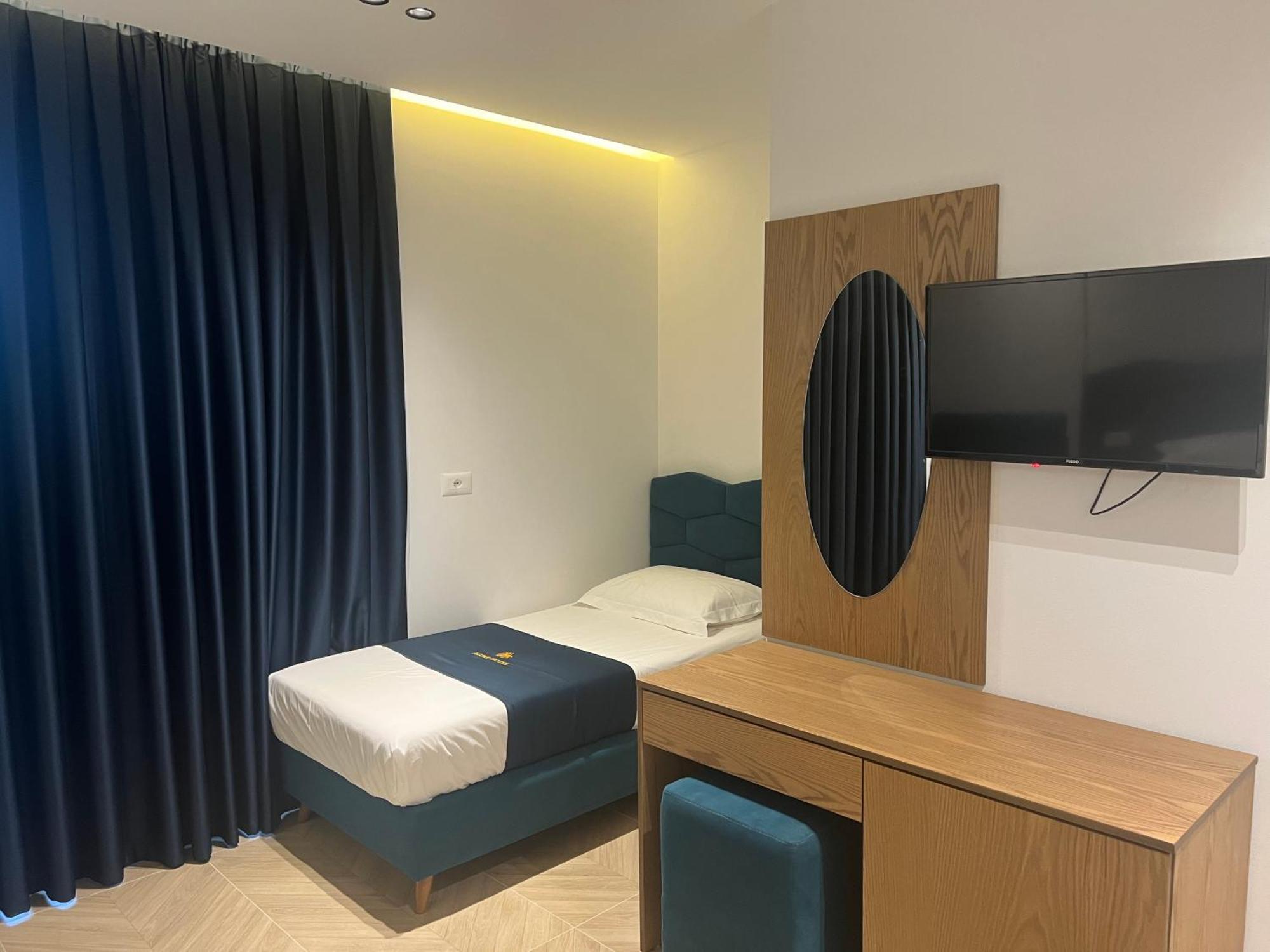 Agimi Hotel Ksamil Extérieur photo